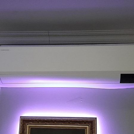 Lux, Chambre Spa Privatif Valenciennes Aulnoy-lez-Valenciennes Buitenkant foto